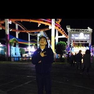 Meet your Posher, Ulises